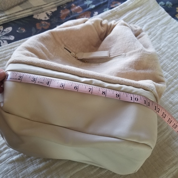 BEIS | The Terry Backpack Cooler - Picture 7 of 10